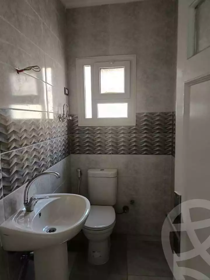 https://aqarmap.com.eg/en/listing/5540554-for-rent-cairo-mokattam-lhdb-l-ly-s-zone