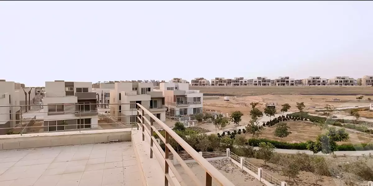 https://aqarmap.com.eg/ar/listing/5542421-for-sale-cairo-new-cairo-compounds-blm-hylz-nyw-kyrw