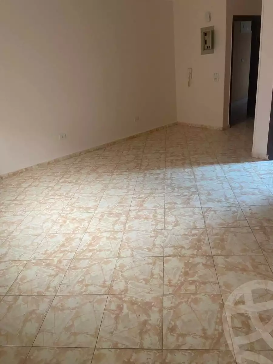 https://aqarmap.com.eg/en/listing/5542847-for-rent-cairo-mokattam-lhdb-l-ly-shareaa-9
