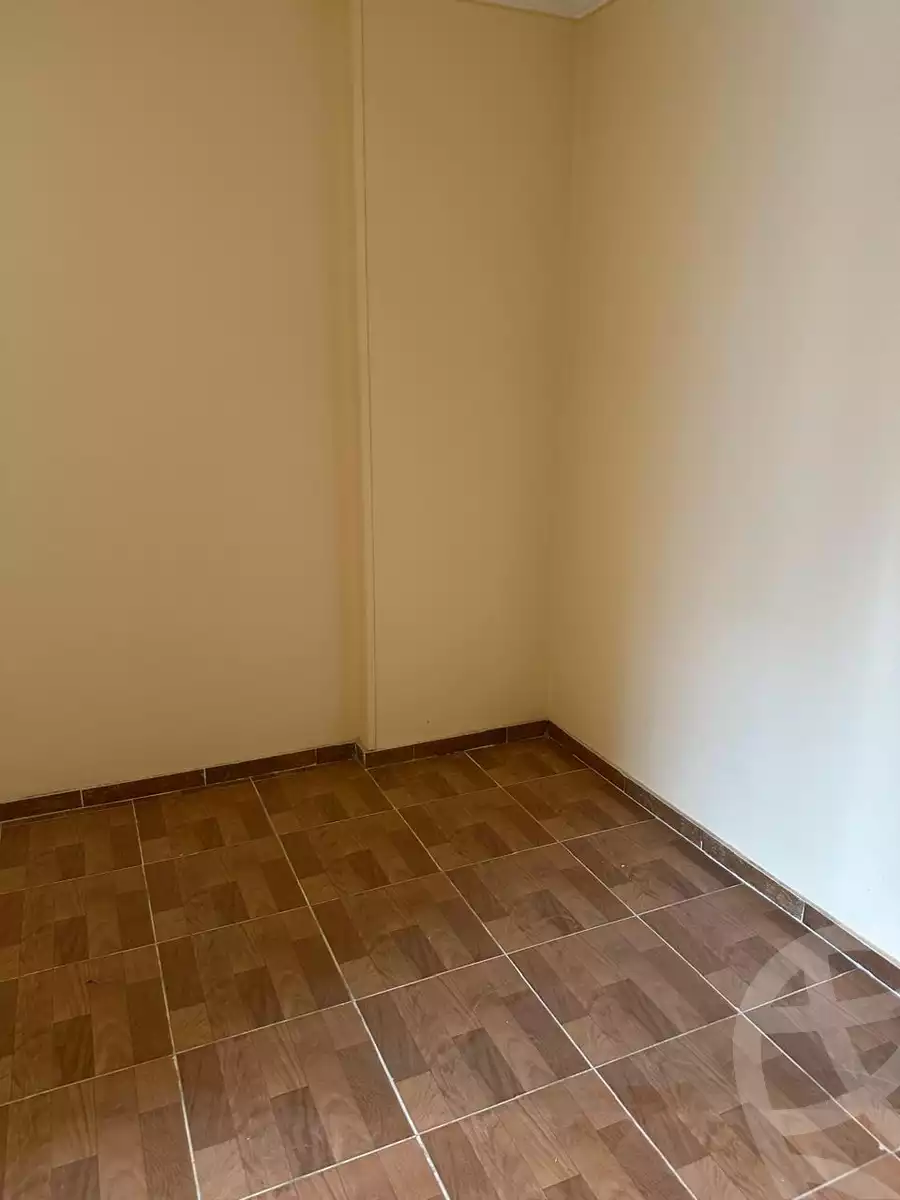 https://aqarmap.com.eg/en/listing/5543993-for-sale-cairo-nasr-city-hay-el-waha-shr-lkhmsyn