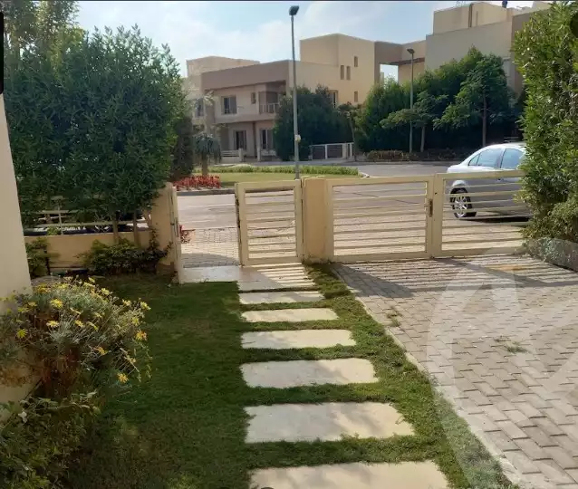 https://aqarmap.com.eg/en/listing/5544229-for-sale-cairo-6th-of-october-compounds-grand-heights