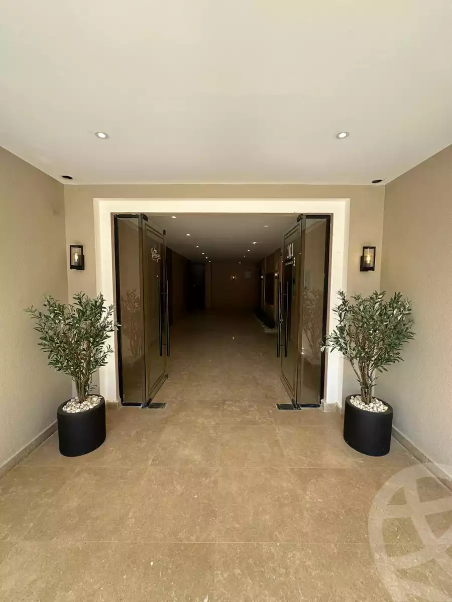 https://aqarmap.com.eg/en/listing/5545575-for-sale-cairo-el-sheikh-zayed-city-compounds-kmbwnd-fyldj-wyst-dr-llttwyr