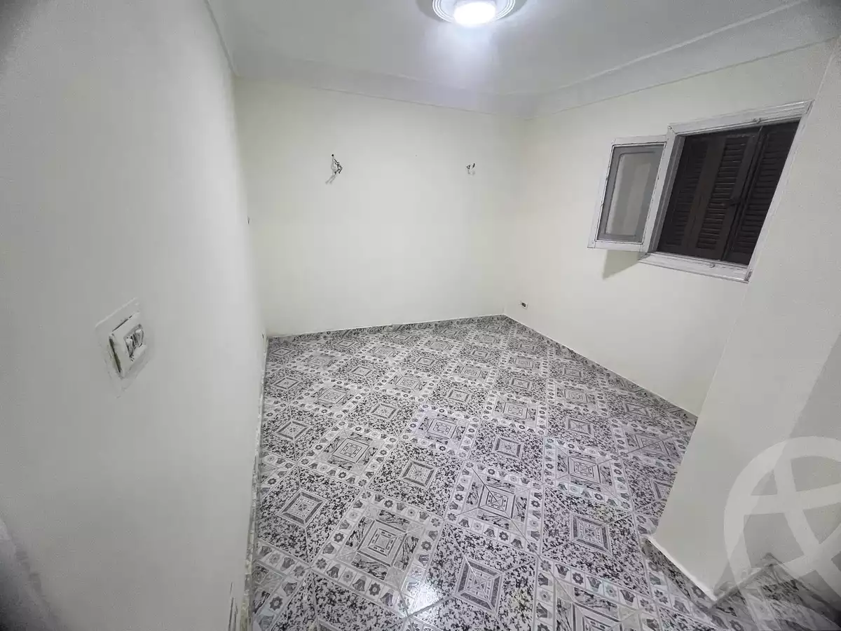 https://aqarmap.com.eg/en/listing/5547403-for-sale-alexandria-alhadara-new-el-hadra