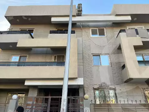 https://aqarmap.com.eg/en/listing/5549045-for-sale-cairo-new-cairo-el-ahyaa-third-neighborhood-street-1