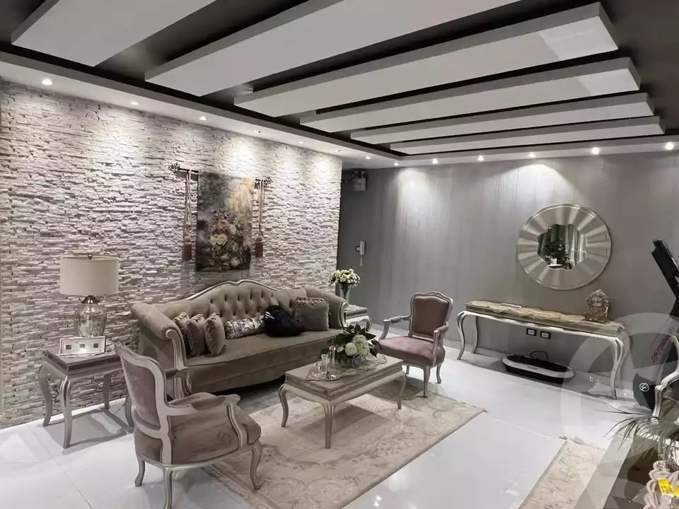 https://aqarmap.com.eg/ar/listing/5549864-for-sale-cairo-mokattam-lhdb-l-ly