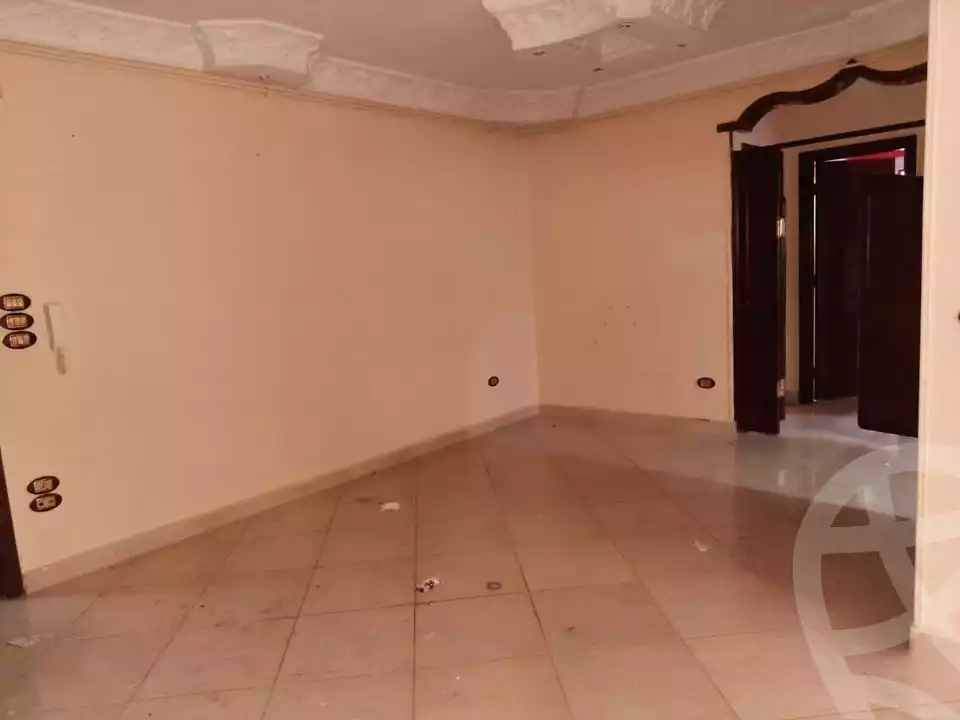 https://aqarmap.com.eg/ar/listing/5550054-for-sale-cairo-mokattam-lhdb-l-ly-shareaa-9