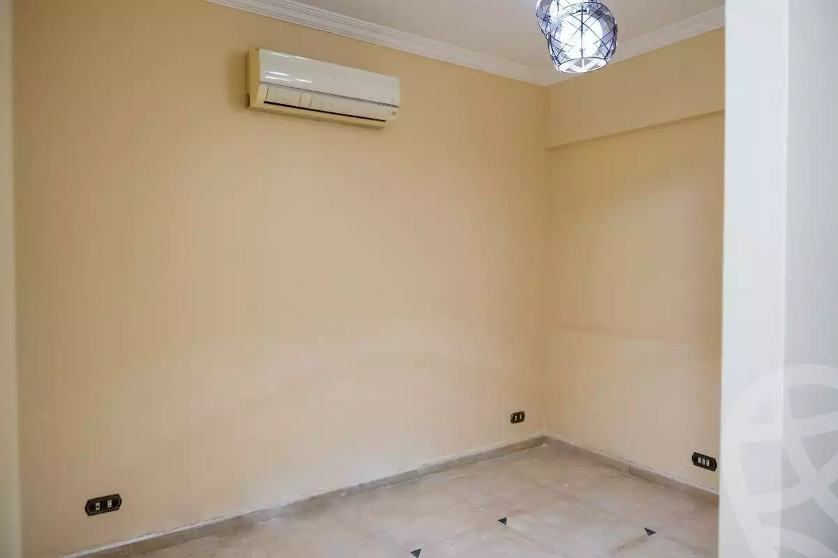 https://aqarmap.com.eg/ar/listing/5556402-for-rent-cairo-new-cairo-compounds-zizinia-rose