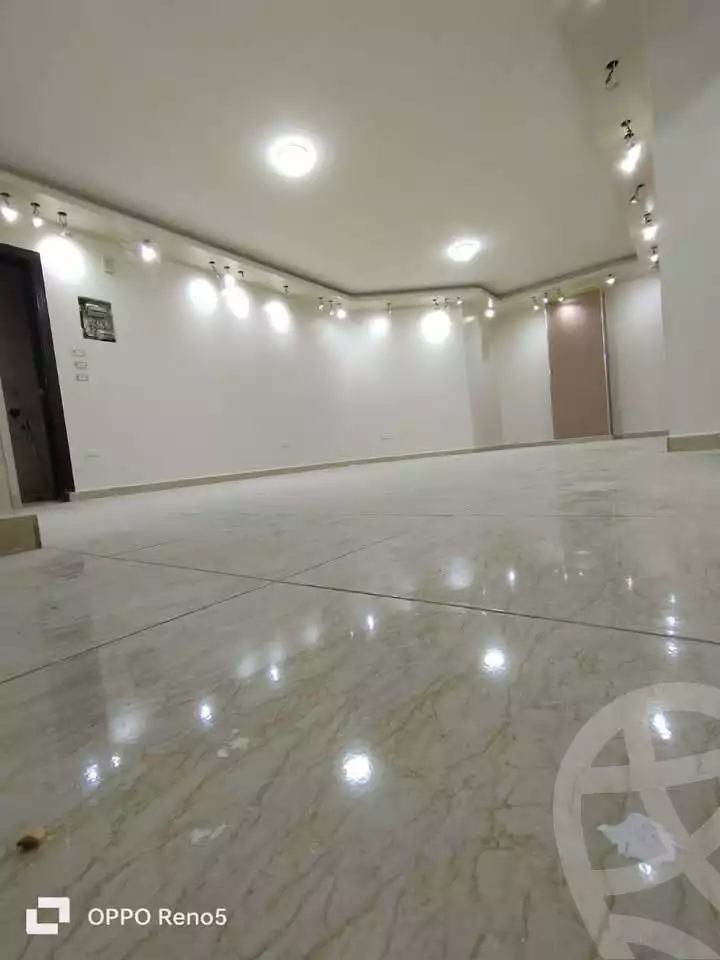 https://aqarmap.com.eg/ar/listing/5556580-for-sale-cairo-helwan-helwan-el-sharkeya-el-maraghi-st