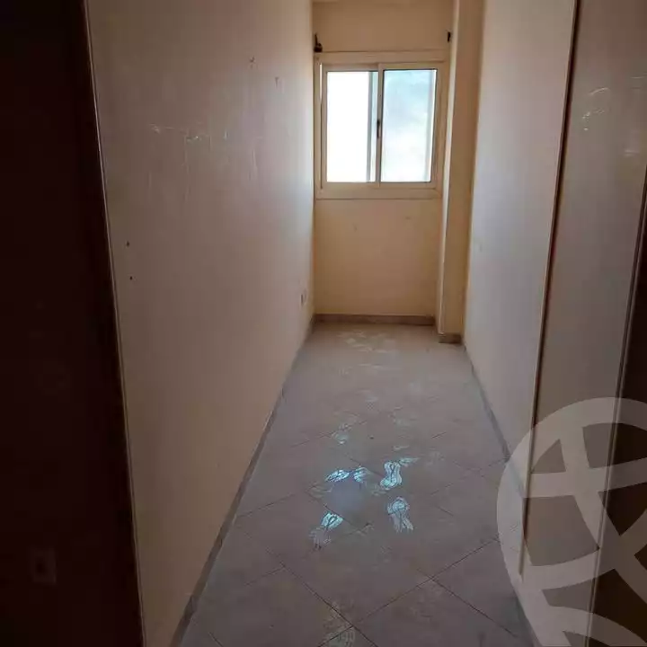 https://aqarmap.com.eg/ar/listing/5556608-for-sale-cairo-helwan-helwan-el-sharkeya-gaafar-st