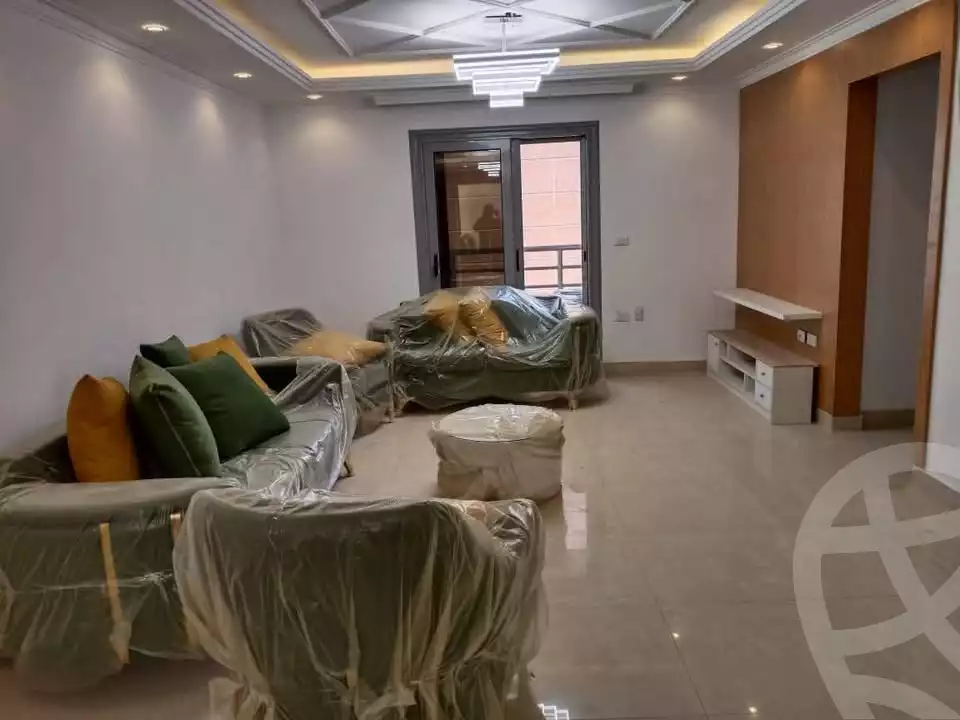 https://aqarmap.com.eg/en/listing/5558546-for-sale-cairo-mokattam-el-hadabah-el-wosta-el-mantaqa-el-olaa-el-hadaba-al-wosta-road