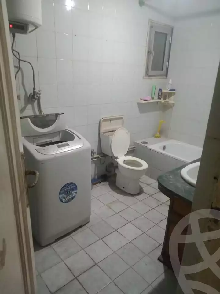 https://aqarmap.com.eg/en/listing/5559966-for-sale-cairo-mokattam-lhdb-l-ly-el-naforah-square