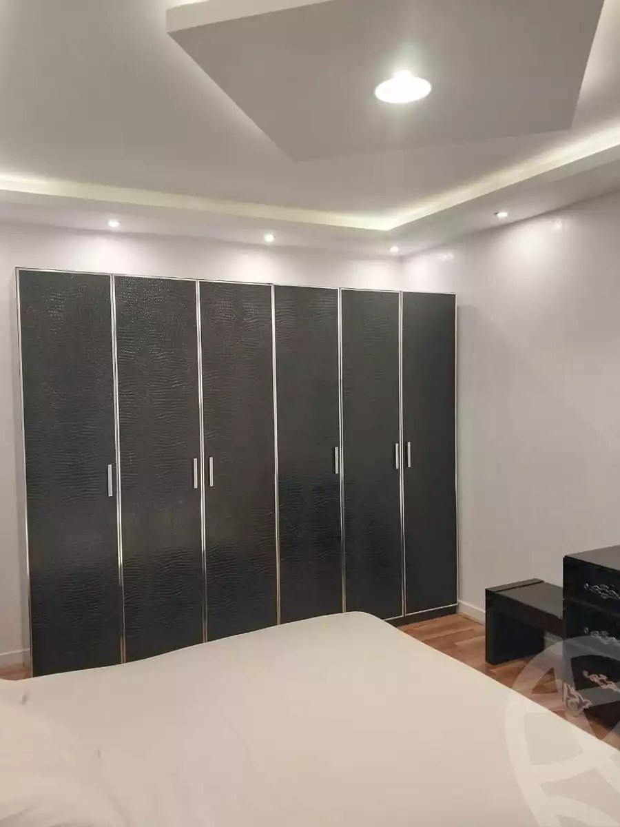 https://aqarmap.com.eg/en/listing/5564903-for-rent-cairo-new-cairo-lrhb-city-phase-1-ahmed-rami-st