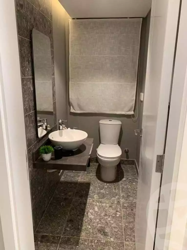https://aqarmap.com.eg/en/listing/5567511-for-sale-cairo-el-sheikh-zayed-city-compounds-kmbwnd-fyldj-wyst-dr-llttwyr