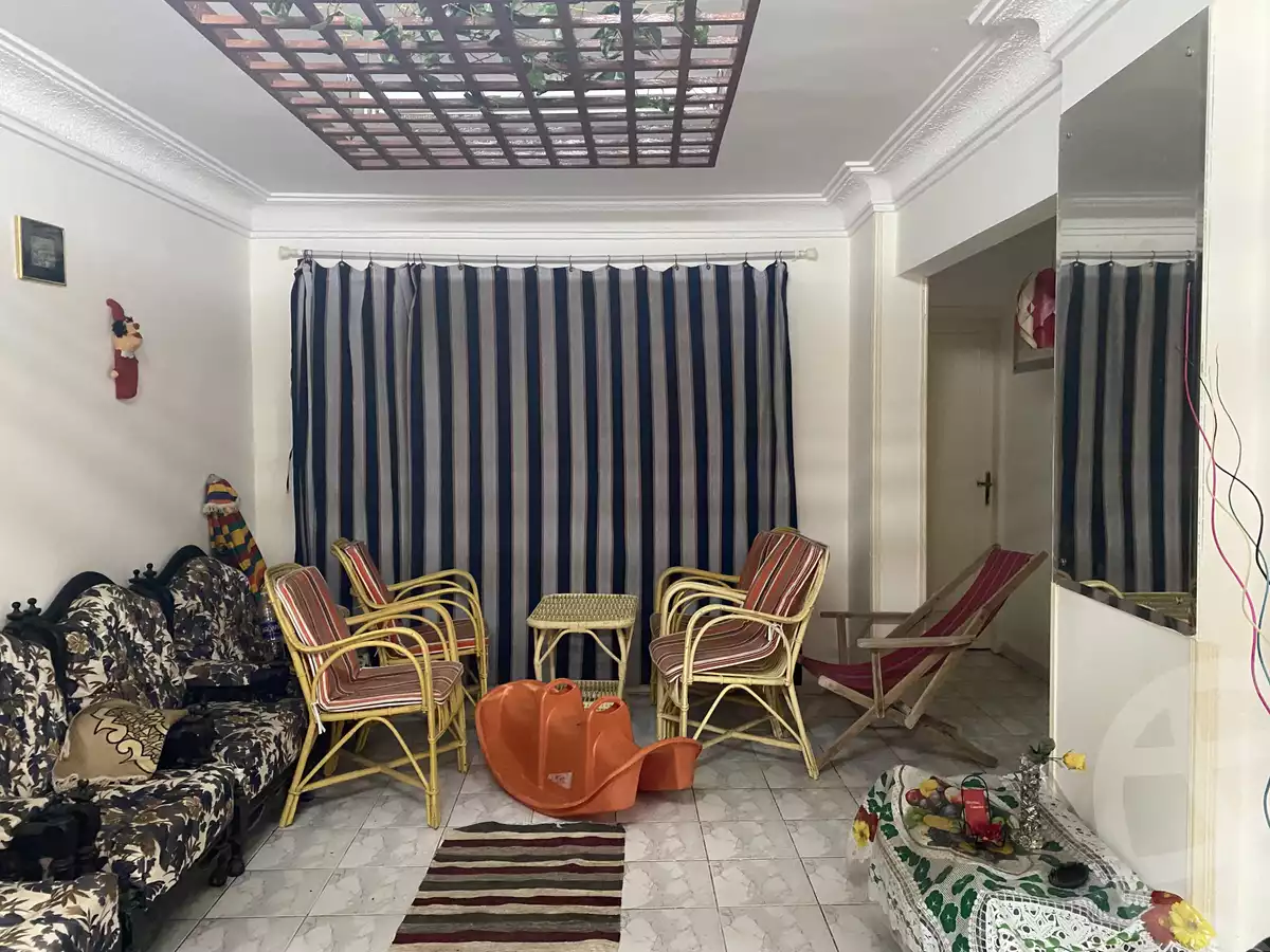 https://aqarmap.com.eg/en/listing/5568480-for-sale-alexandria-el-hanouvel-al-haded-we-al-soulb-st