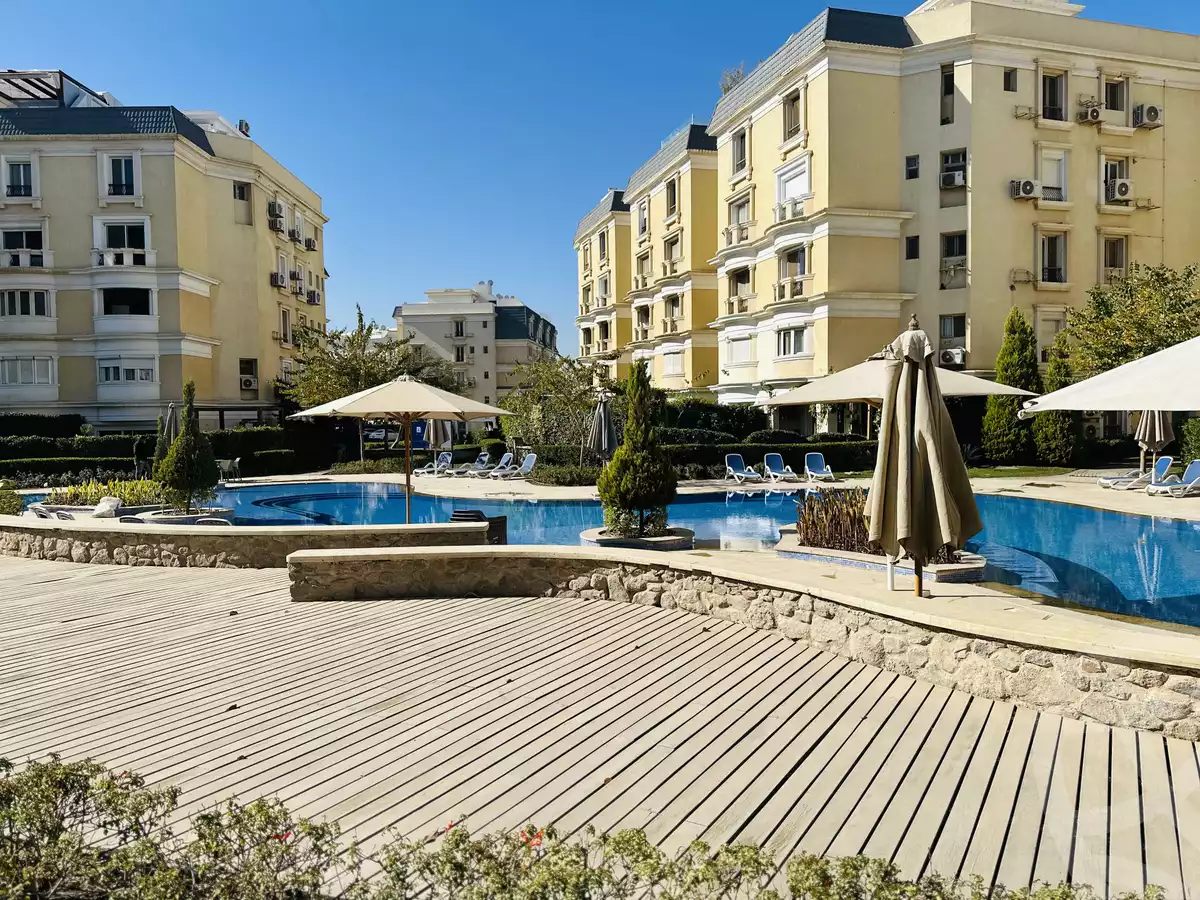 https://aqarmap.com.eg/en/listing/5569810-for-sale-cairo-new-cairo-compounds-mountain-view-hyde-park