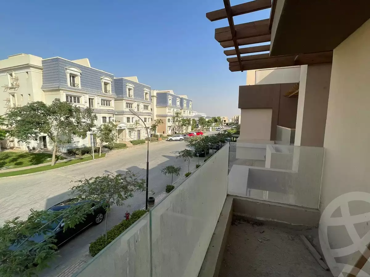 https://aqarmap.com.eg/ar/listing/5570405-for-sale-cairo-6th-of-october-compounds-rayos