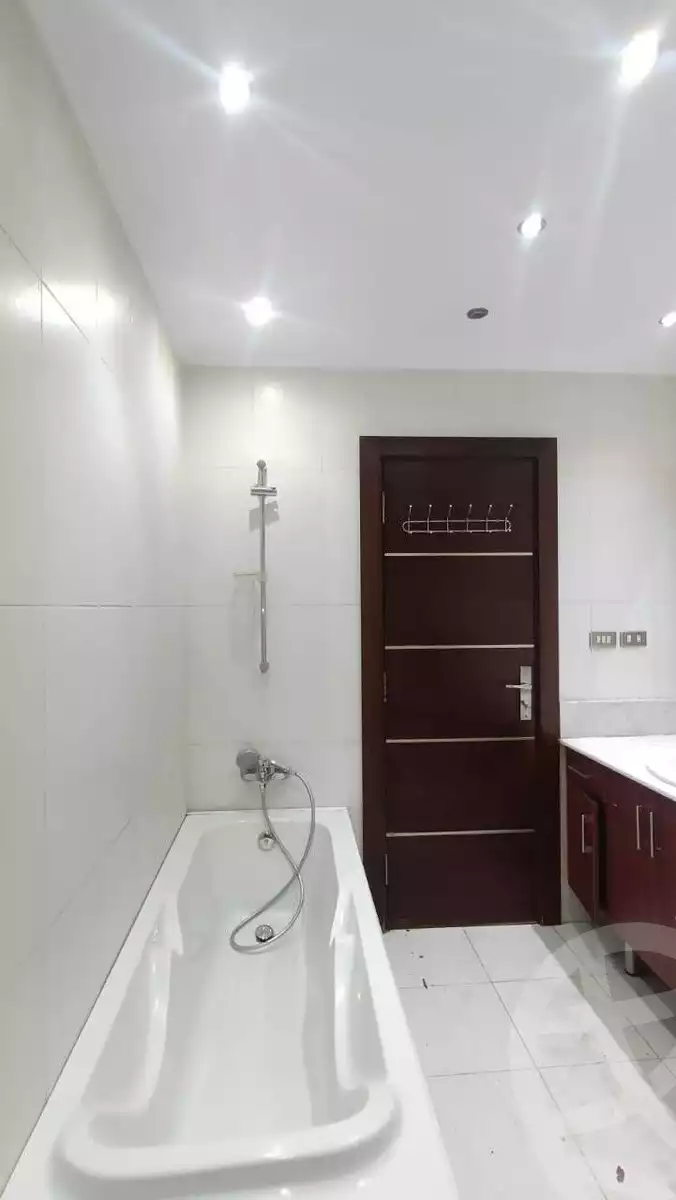 https://aqarmap.com.eg/en/listing/5570446-for-rent-cairo-el-maadi-compounds-darna-compound