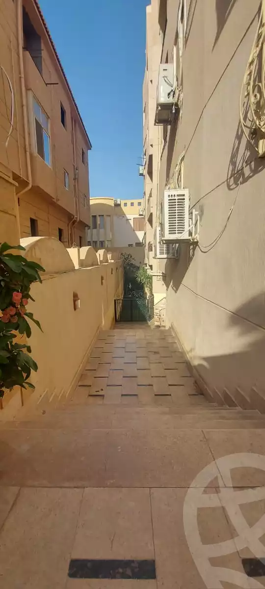 https://aqarmap.com.eg/en/listing/5572386-for-sale-cairo-new-cairo-ganob-el-akadamiya-south-academy-z
