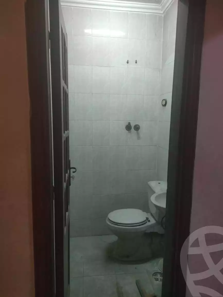 https://aqarmap.com.eg/en/listing/5573529-for-sale-qalyubia-shubra-el-khaima-shubra-el-khaima-city-hamis-st