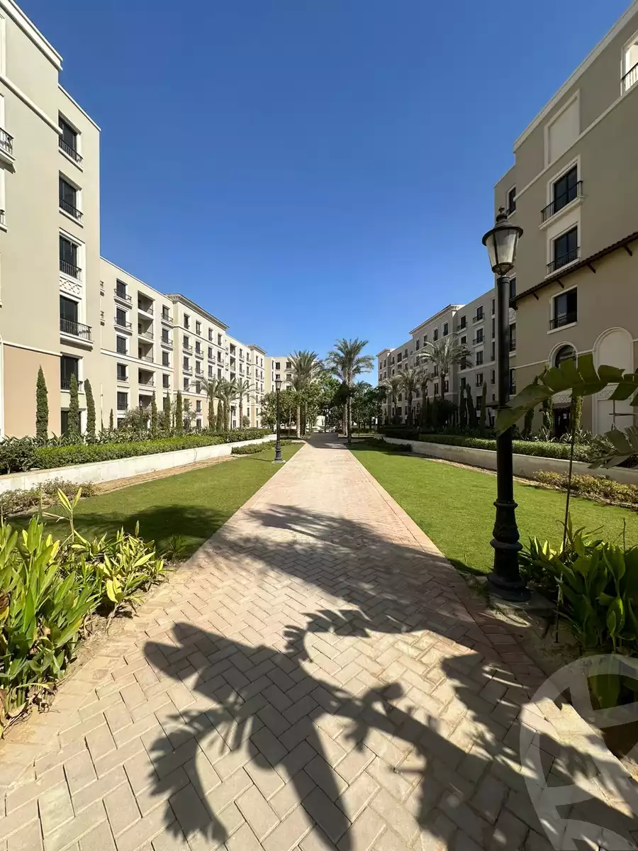 https://aqarmap.com.eg/en/listing/5575795-for-sale-cairo-el-sheikh-zayed-city-compounds-kmbwnd-fyldj-wyst-dr-llttwyr