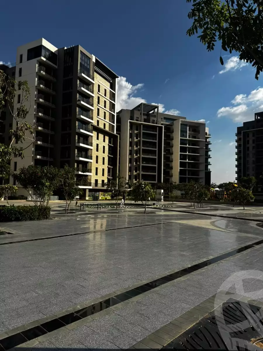 https://aqarmap.com.eg/en/listing/5575935-for-sale-cairo-el-sheikh-zayed-city-compounds-zyd-wr-llttwyr-park-towers-zed-el-sheikh-zayed-compound