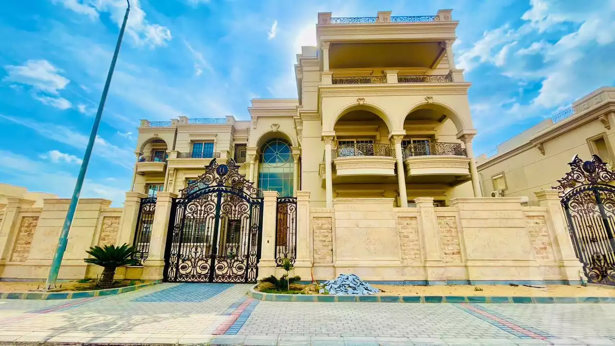 https://aqarmap.com.eg/en/listing/5577000-for-sale-cairo-new-cairo-gharb-el-golf-alaa-elsaadany-st