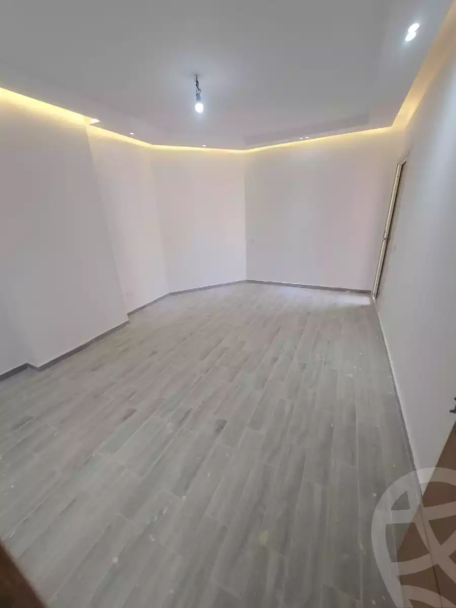 https://aqarmap.com.eg/ar/listing/5578923-for-sale-cairo-el-maadi-zahraa-el-maadi-el-merag-el-sofli