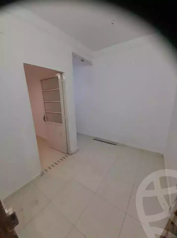 https://aqarmap.com.eg/ar/listing/5578969-for-rent-alexandria-ganaklis