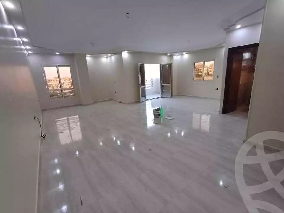 https://aqarmap.com.eg/ar/listing/5583171-for-rent-cairo-mokattam-lhdb-l-ly