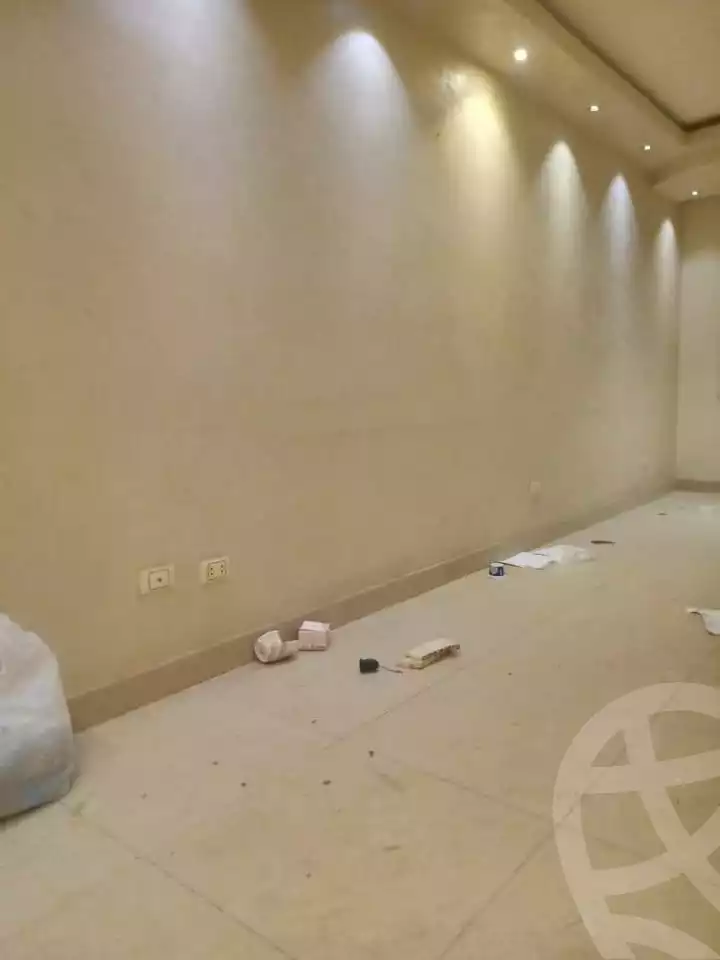 https://aqarmap.com.eg/ar/listing/5584923-for-rent-cairo-mokattam-lhdb-l-ly