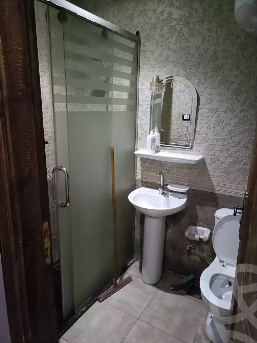 https://aqarmap.com.eg/en/listing/5585482-for-rent-cairo-ain-shams-ahmed-esmat-st