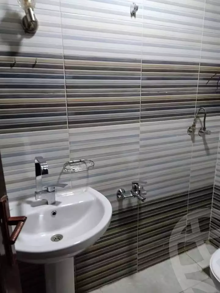 https://aqarmap.com.eg/en/listing/5585841-for-rent-cairo-helwan-hadayek-helwan-nile-corniche-st