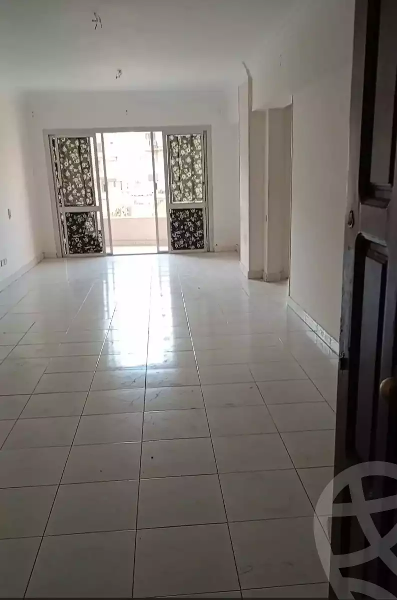 https://aqarmap.com.eg/ar/listing/5587639-for-rent-cairo-mokattam-lhdb-l-ly-hay-el-ashgar