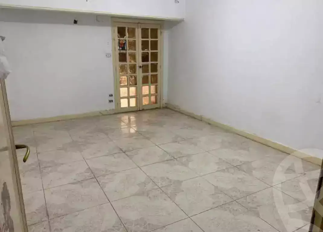 https://aqarmap.com.eg/ar/listing/5587656-for-sale-cairo-mokattam-lhdb-l-ly-shareaa-9