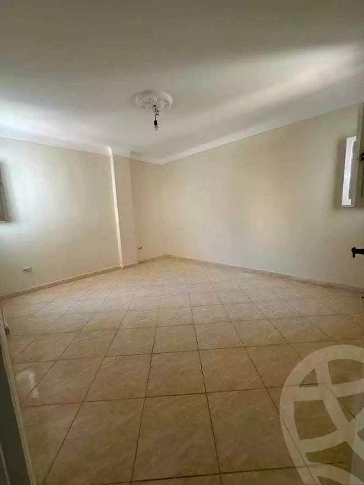 https://aqarmap.com.eg/ar/listing/5591228-for-rent-alexandria-l-jmy-lbytsh-el-hay-st