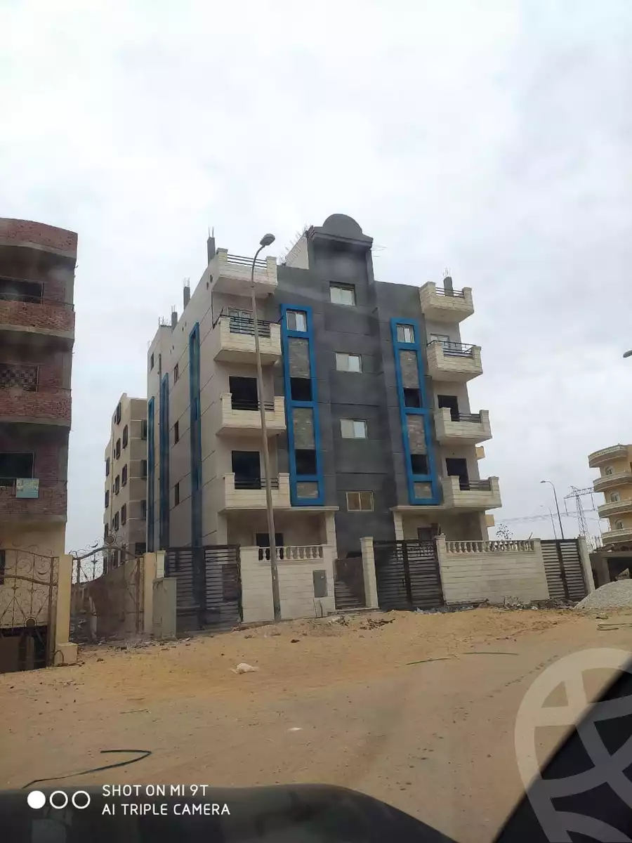 https://aqarmap.com.eg/en/listing/5591325-for-sale-cairo-6th-of-october-hadaeq-october-lmntq-lsyhy