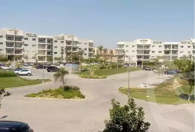 https://aqarmap.com.eg/ar/listing/5591487-for-sale-cairo-el-sheikh-zayed-city-compounds-dh-drys