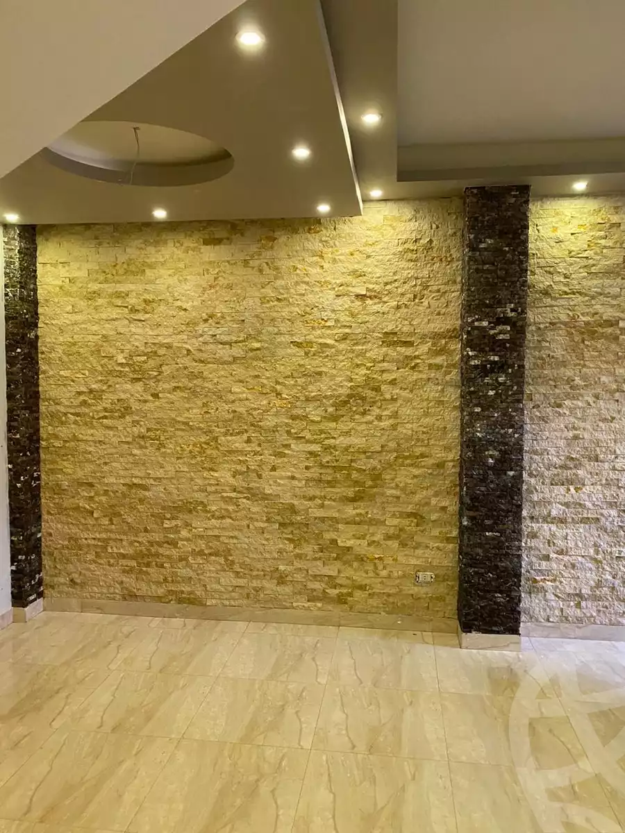 https://aqarmap.com.eg/en/listing/5593008-for-rent-cairo-new-cairo-el-ahyaa-fourth-neighborhood-street-4
