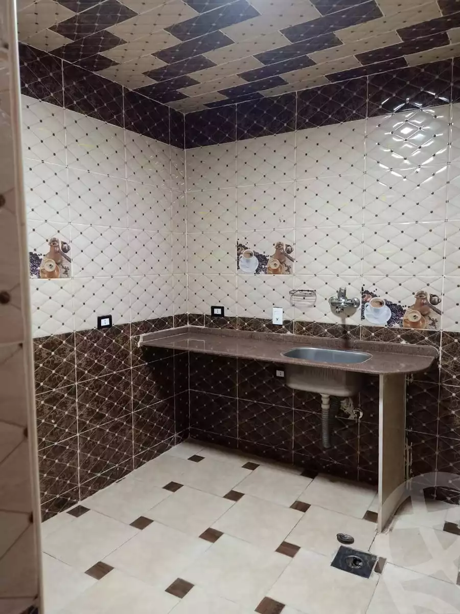 https://aqarmap.com.eg/en/listing/5595389-for-rent-cairo-helwan-kwrnysh-hlwn
