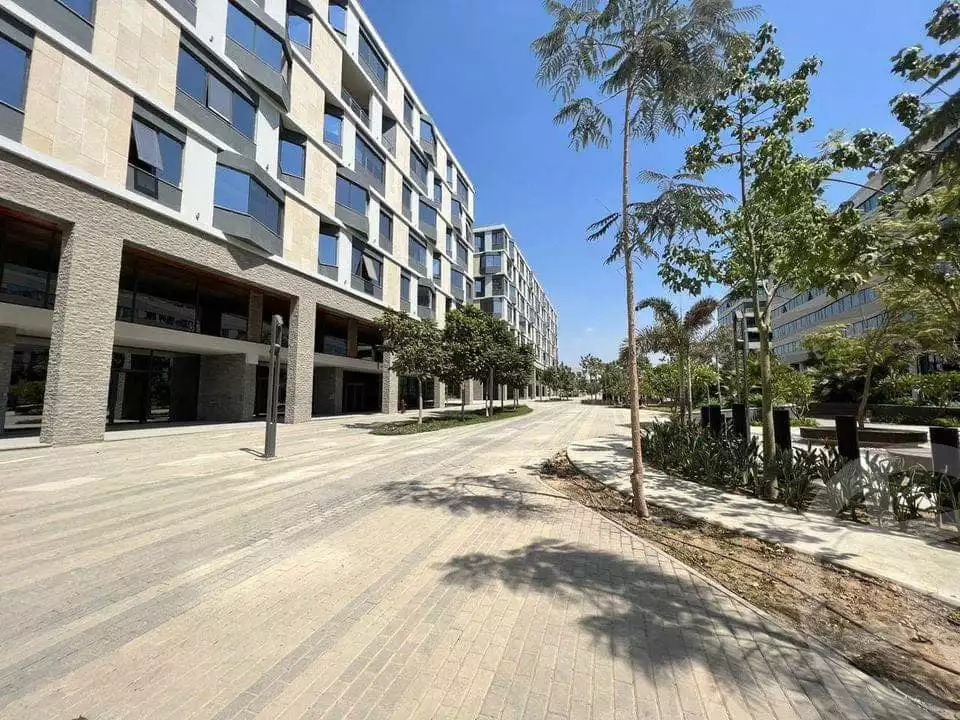 https://aqarmap.com.eg/ar/listing/5596160-for-rent-cairo-el-sheikh-zayed-city-compounds-dh-bwrtl-mwl-swdyk