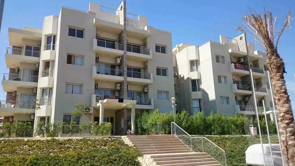 https://aqarmap.com.eg/en/listing/5596357-for-rent-cairo-el-sheikh-zayed-city-compounds-dh-drys