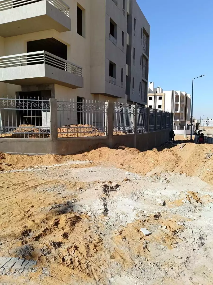 https://aqarmap.com.eg/en/listing/5599540-for-sale-cairo-new-cairo-bait-el-watan-eighth-neighborhood