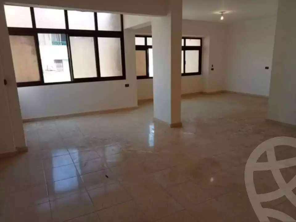 https://aqarmap.com.eg/en/listing/5915288-for-sale-cairo-mokattam-lhdb-l-ly-diplomats-neighborhood