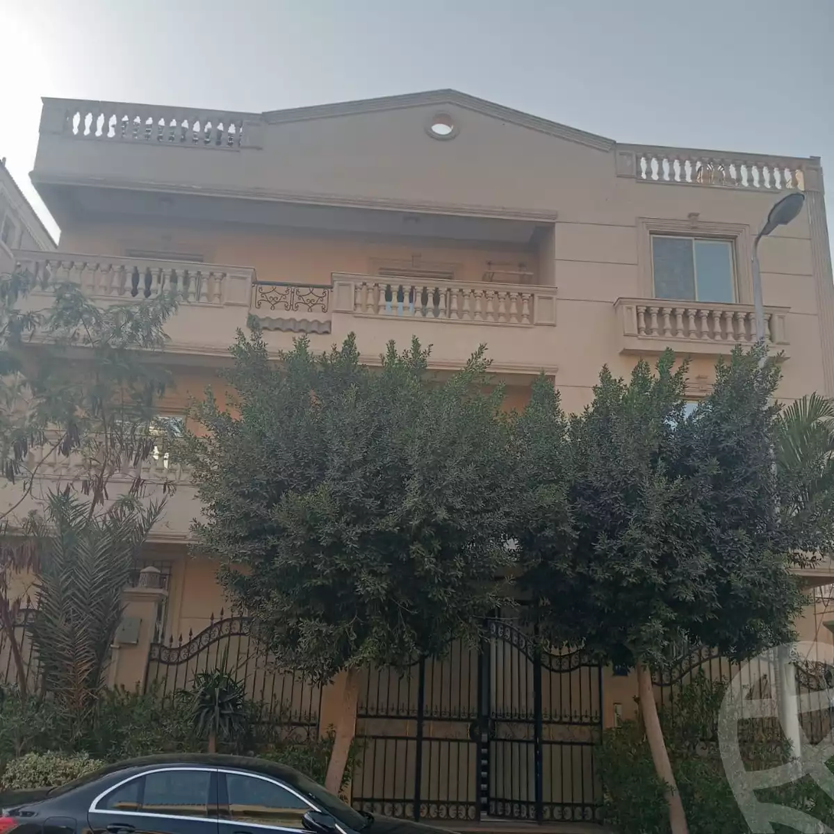https://aqarmap.com.eg/ar/listing/5893190-for-rent-cairo-new-cairo-el-ahyaa-third-neighborhood-street-1