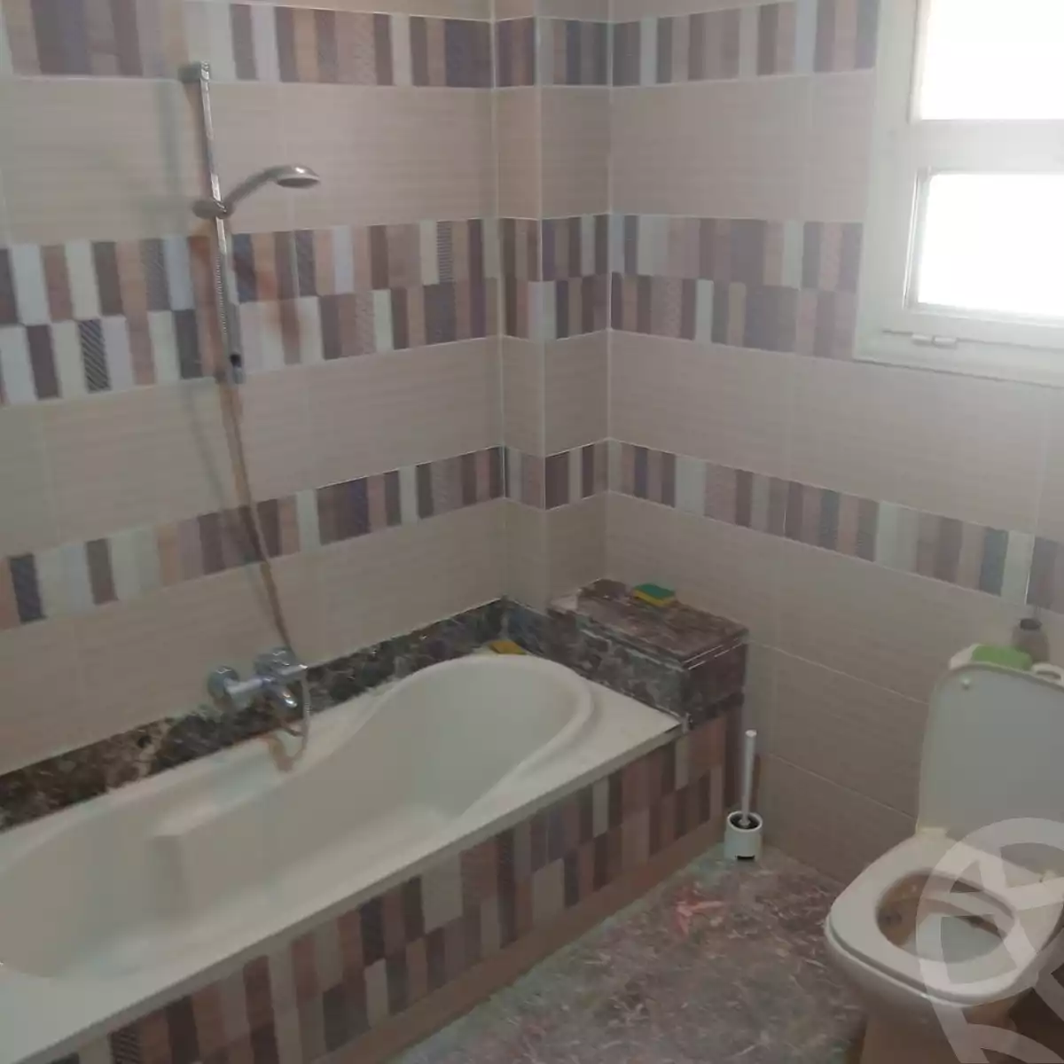 https://aqarmap.com.eg/ar/listing/5893190-for-rent-cairo-new-cairo-el-ahyaa-third-neighborhood-street-1