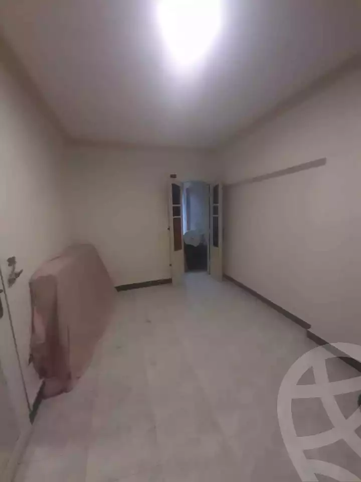 https://aqarmap.com.eg/ar/listing/5916247-for-sale-alexandria-sydy-bshr-sydy-bshr-bhry-gamal-abd-el-nasir-st