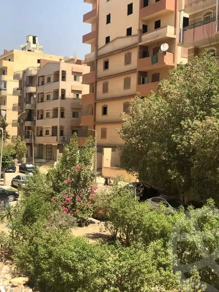 https://aqarmap.com.eg/en/listing/5601769-for-sale-cairo-mokattam-el-hadabah-el-wosta-el-mantaqa-el-rabaa-street-33