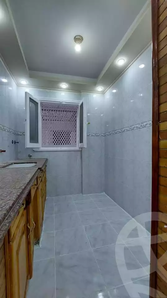 https://aqarmap.com.eg/en/listing/5908903-for-sale-alexandria-l-jmy-el-kilo-21