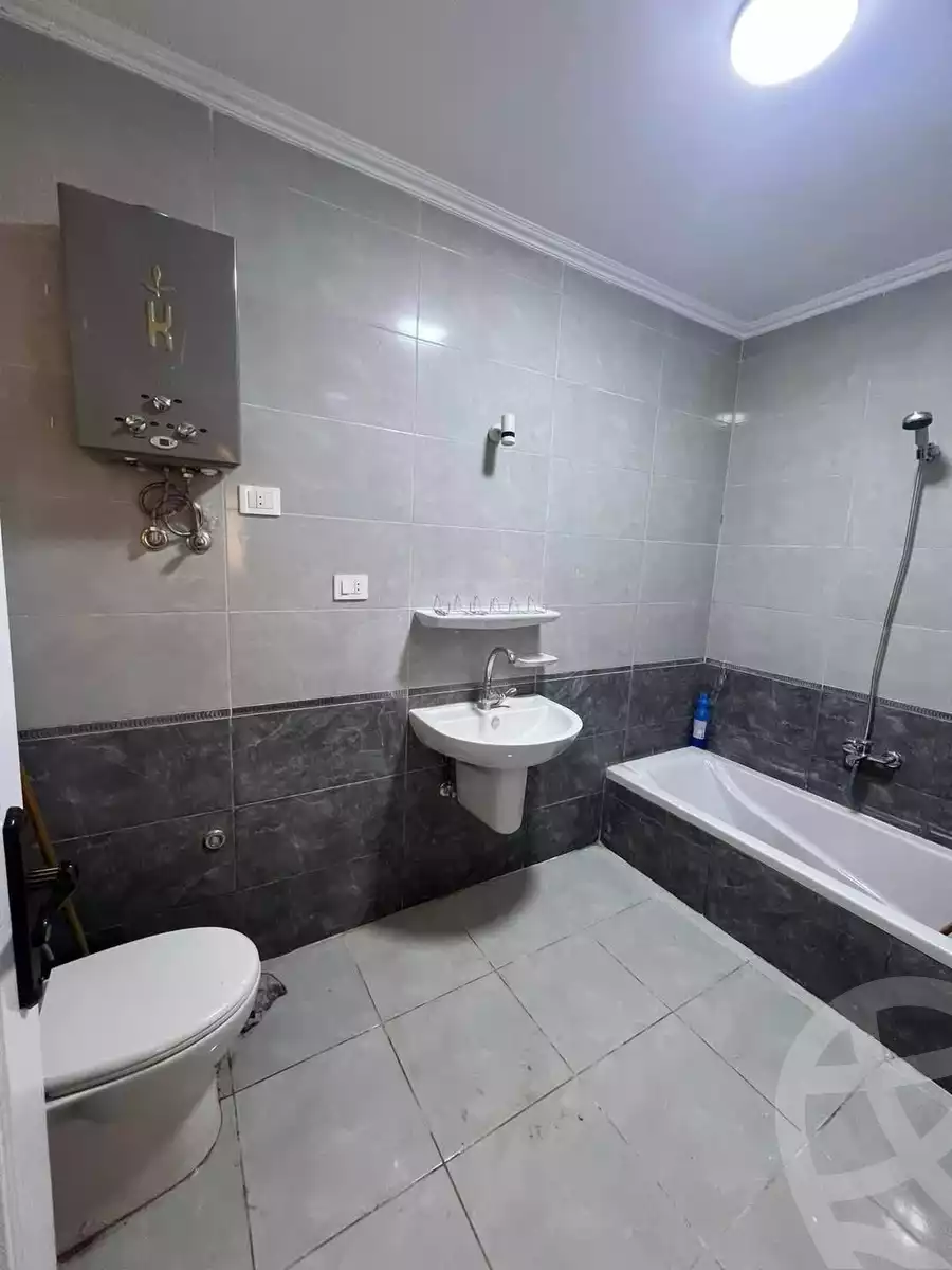 https://aqarmap.com.eg/ar/listing/5605624-for-rent-cairo-mokattam-el-hadabah-el-wosta-el-mantaqa-el-khamsa