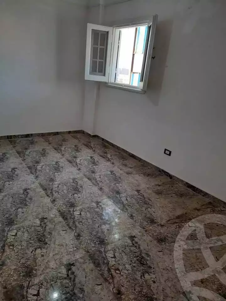 https://aqarmap.com.eg/ar/listing/5909469-for-sale-alexandria-l-jmy-lbytsh-el-hanafeya-st